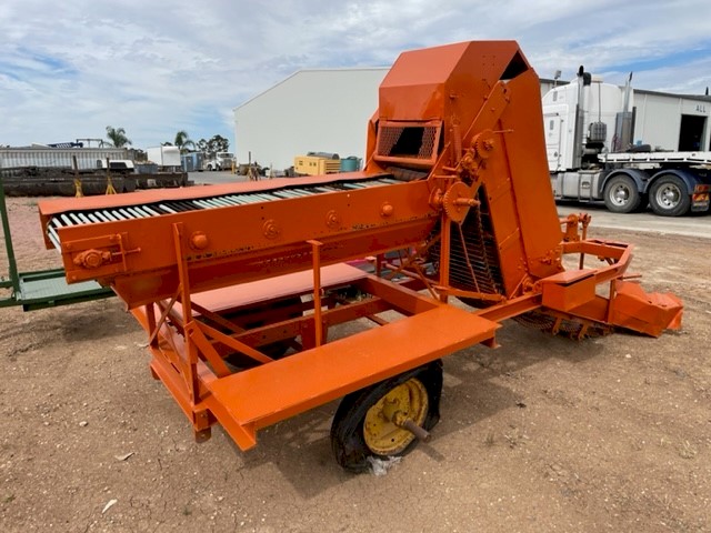 Potato / Rock picker