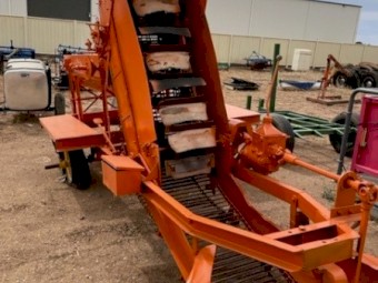 Potato / Rock picker