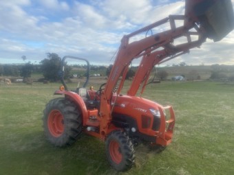 2013 Kubota L4600 Tractor and Loader