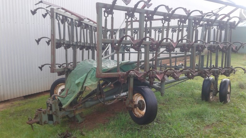 John Shearer 33 ft spring release fieldspan cultivator