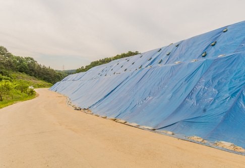 BUNKER TARP  50M X 30M