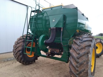 9000l Simplicity 3 bin air seeder cart