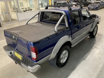 2008 Nissan Navara 4x4 ST-R, Dual Cab, 2.5 Turbo Diesel, 5/speed manual, 167,005km's.