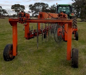 Schinckel 14 Wheel V or Inline Hay Rake