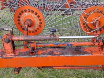 Schinckel 14 Wheel V or Inline Hay Rake