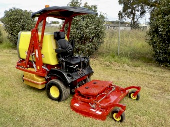 2015 Gianni Ferrari Commercial Kubota Diesel Outfront Ride on Lawn Mower