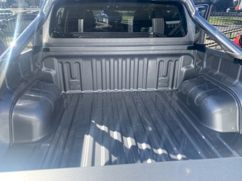 2017 Toyota Hilux SR5 Dual Cab 4WD Ute
