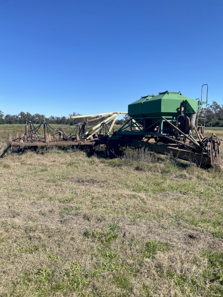 40ft AFM 2300 Series Planter