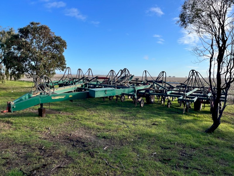 Janke 12m Seeder Bar