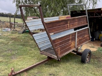 Portable ramp sheep cattle horses