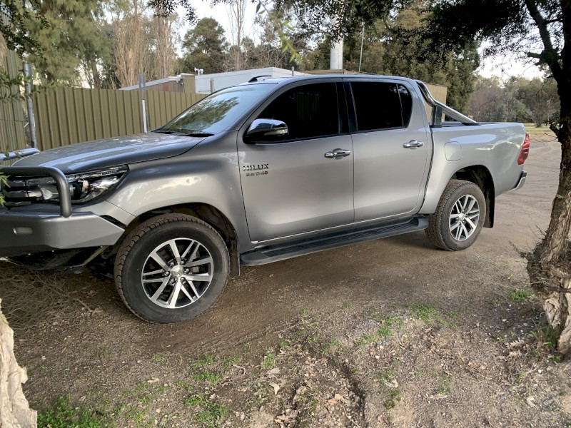 2017 Toyota Hilux SR5 Dual Cab 4WD Ute