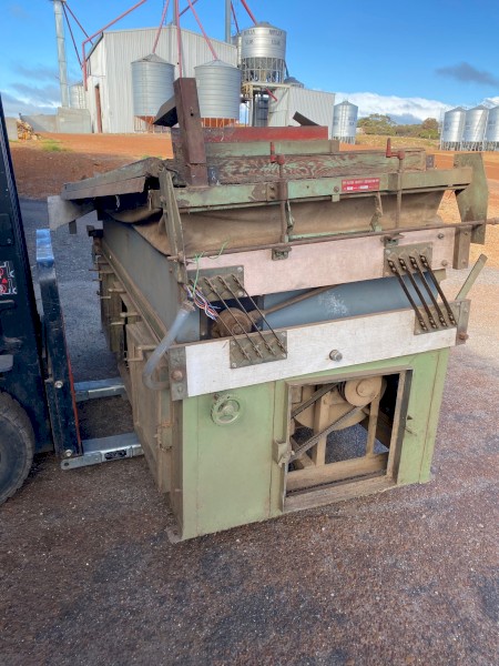 Oliver Gravity Separator