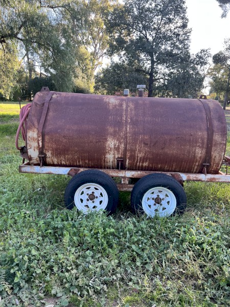 2200 mobile fuel tank 