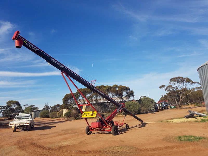 2020 51ft x 10in Auger