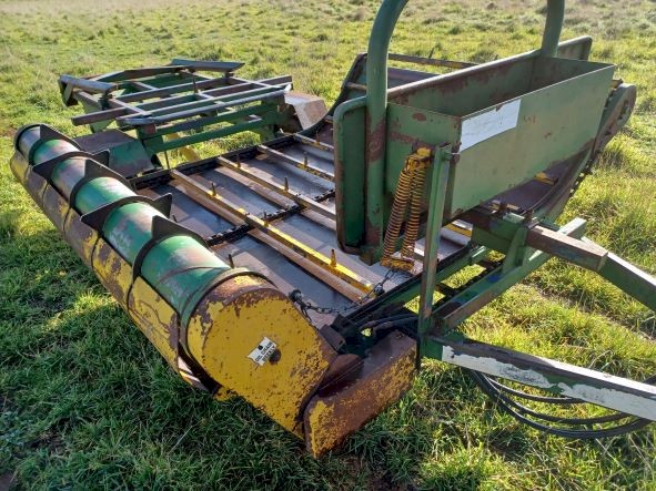 Econo 2 Bale Hydraulic Feeder