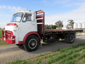 1973 Commer Tray truck