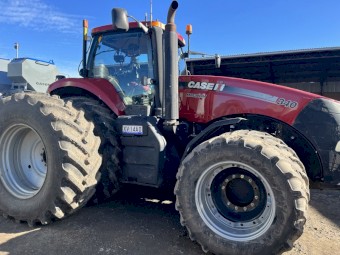 2012 Magnum 340 Tractor