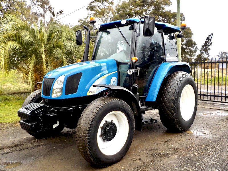 2015 New Holland T5040 4WD/FWA 85hp Agricultural Farm Tractor