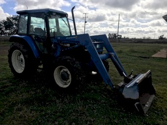 New Holland 5640 FWA Tractor with Loader
