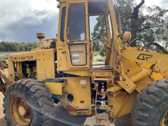 International Pay Loader, J60B, early 80s