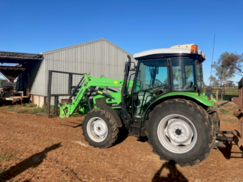 2017 Deutz 4080E Front End Loader Tractor