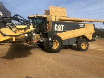 Caterpillar 480 Header with 42ft Honeybee Front