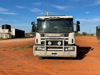 Scania 1999 124G 360 HP 8X4 Flatbed Truck