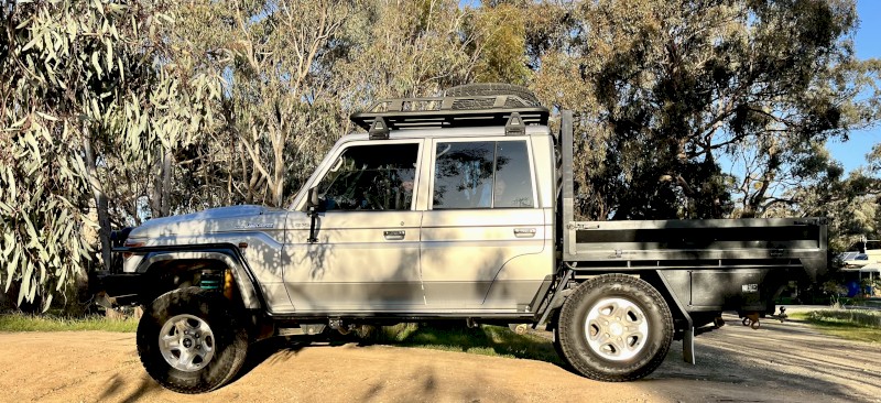 2017 Toyota Land Cruiser GXL