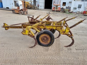 Trailing Chisel Plough