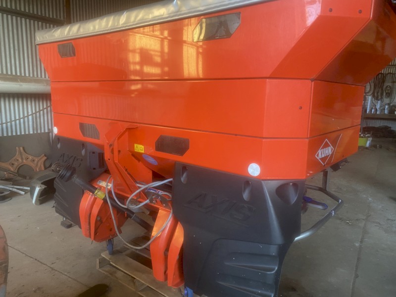 Kuhn 40.1 spreader