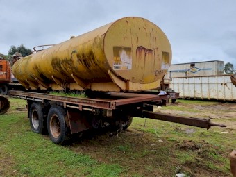 Pig Trailer with 13,500 Litre Water Tank