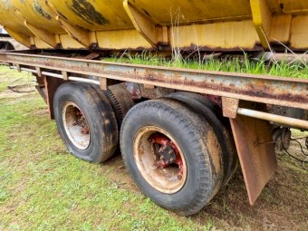 Pig Trailer with 13,500 Litre Water Tank