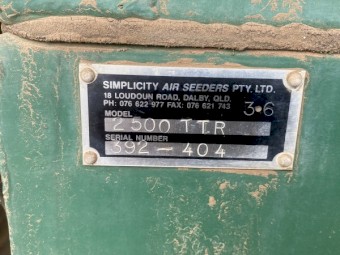 Simplicity/Horwood Bagshaw 2.5T tow behind airseeder cart