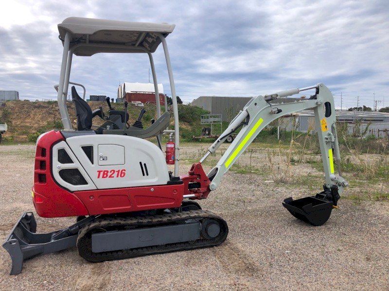 Takeuchi 1.6T Excavator