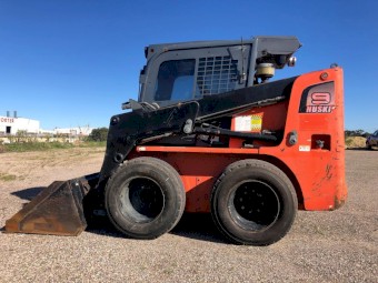 Toyota Huski SDK9 Skid Steer Loader