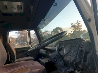 Mercedes 2222 Bogie tray