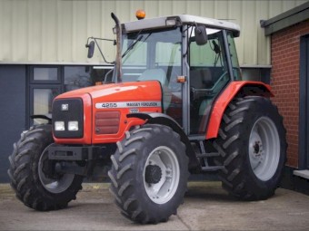 WANTED Massey Ferguson 4245 - 4255 or 5445 - 5455