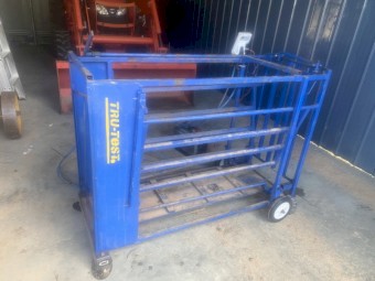 Trutest sheep scales and crate