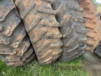 Firestone 20.8- 42 tyres