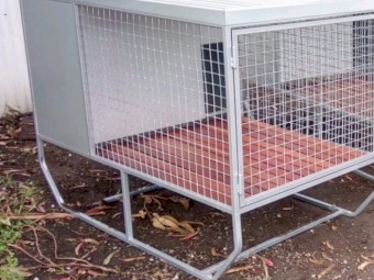 Dog Kennels raised Single