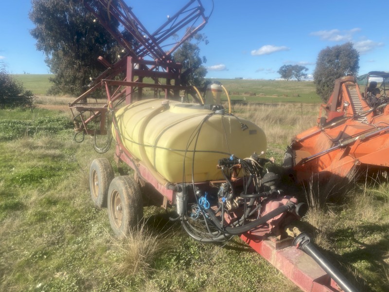 Hardi 1200litre 12 meter boomspray 