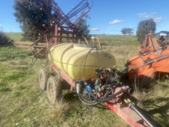 Hardi 1200litre 12 meter boomspray 