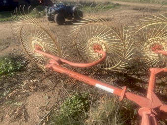 5 wheel hayrake 3pl