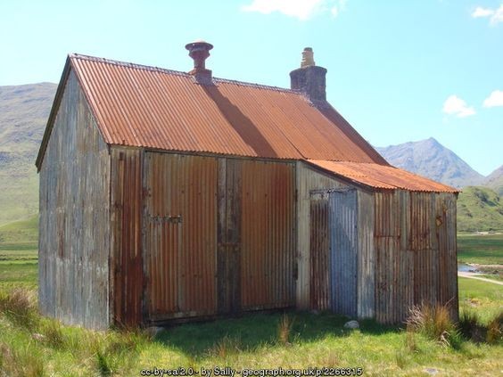 WANTED Old Rustic Shed - Construction type - timber and tin prefered