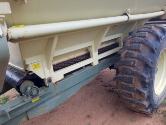 Marshall 845T Trailing Spreader