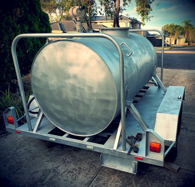 3000L Diesel tanker/water cart