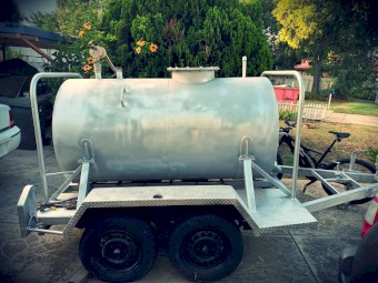 3000L Diesel tanker/water cart