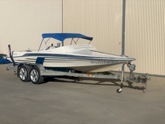 21ft Lewis Supreme Ski Boat with Easy Tow Tandem Trailer
