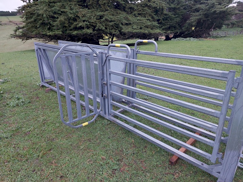 Arrowquip SHEEP DRAFTING RACE