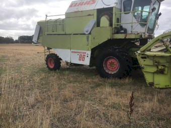 1984 Claas Dominator Header